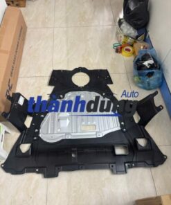 CHẮN BÙN ĐỘNG CƠ HONDA CR-V 1.5L | 74110-TLA-A01