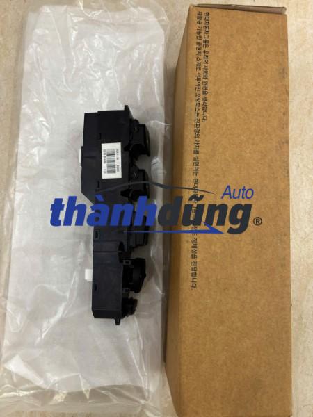 CÔNG TẮC LÊN KÍNH HYUNDAI SANTAFE 2.0 2008 | 935702B450BS