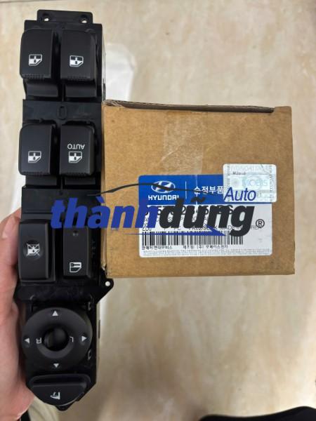 CÔNG TẮC LÊN KÍNH HYUNDAI SANTAFE 2.0 2008 | 935702B450BS
