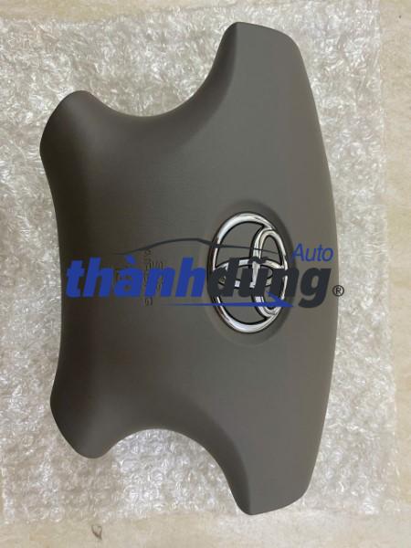 NẮP ĐẬY PHÍM CÒI XE TOYOTA HILUX 2008 | 45130-0K060