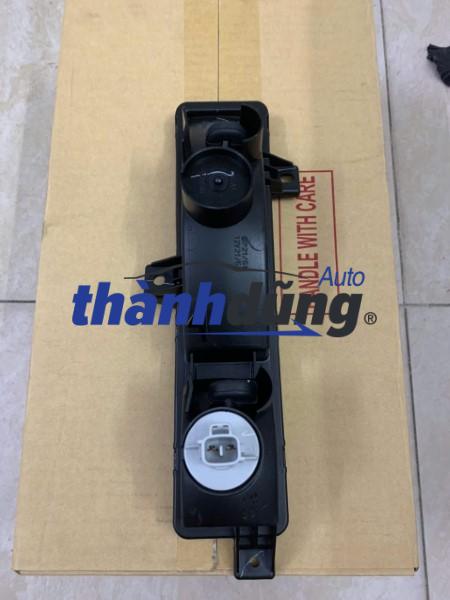 ĐÈN CẢN SAU FORD EVEREST 2006 | UP2151240A