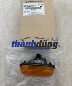 XI NHAN SƯỜN XE HYUNDAI COUNTY 2018 | 923068C320