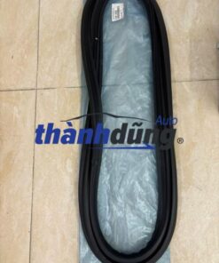 RON CỐP SAU XE TOYOTA INNOVA 2016 | 67881-0K020