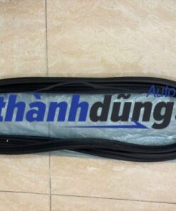 RON CỐP SAU XE TOYOTA INNOVA 2016 | 67881-0K020