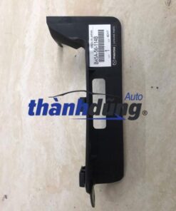 ỐP ĐẦU CHẮN BÙN LÒNG DÈ MAZDA 3 2017 | B45A56114B