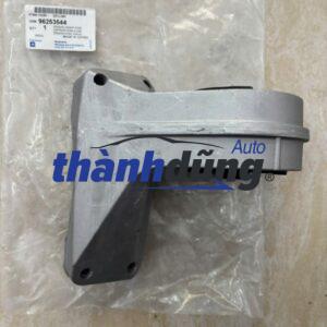 CHÂN MÁY SAU XE CHEVROLET CAPTIVA 2010 | 96626828