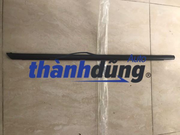 NẸP CHÂN KÍNH FORD LASER 2005 | B25D-50-670