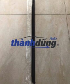 NẸP CHÂN KÍNH FORD LASER 2005 | B25D-50-670