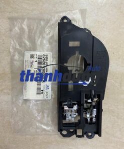 TAY MỞ CỬA TRONG LH HYUNDAI VELOSTER 2015 | 826102V000