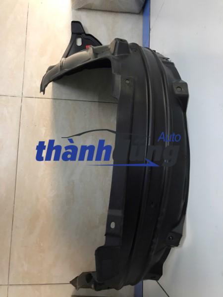 LÒNG DÈ CHẮN BÙN TRƯỚC PHẢI HONDA CRV | 74100TLYH00