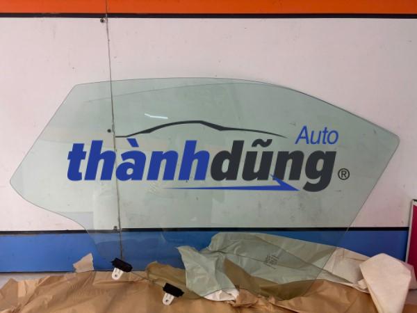 KÍNH CÁNH CỬA XE HYUNDAI STAREX H1 2013 | 824034H020