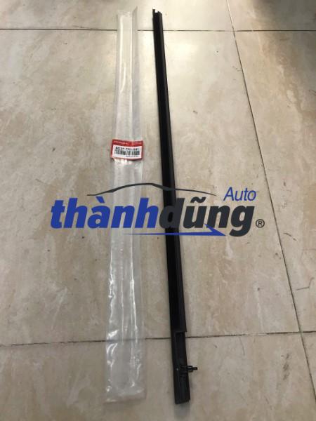 NẸP CHÂN KÍNH TRƯỚC TRÁI HONDA CITY | 72450TG7A03