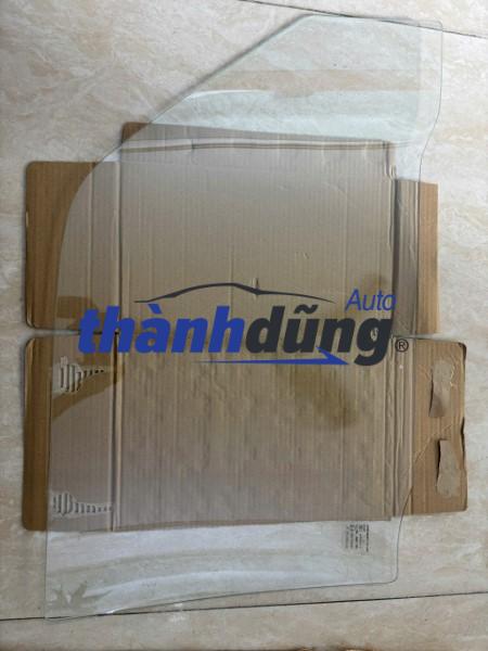 KÍNH CÁNH CỬA TRÁI SUZUKI 5 TẠ 2010 | 84053M79F10