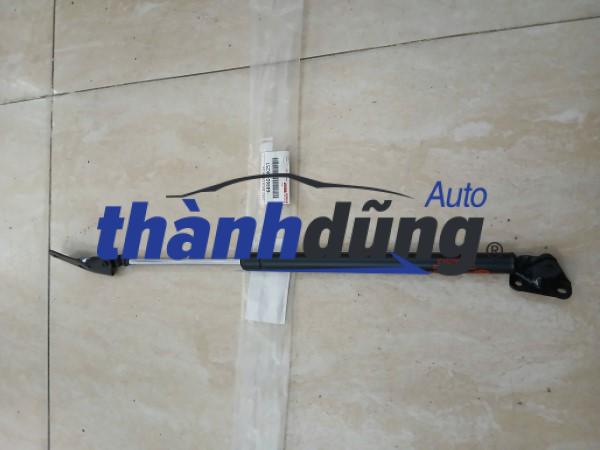 TY ĐỠ CỐP SAU XE TOYOTA FOTUNER 2007 | 689600K251