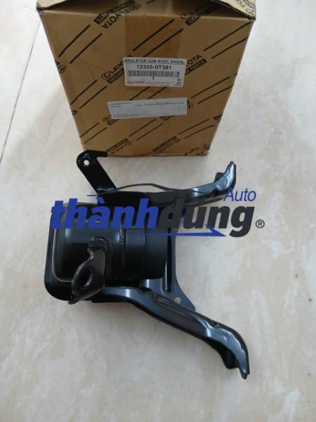 CAO SU CHÂN MÁY DẦU TOYOTA COROLLA CROSS | 123050T381