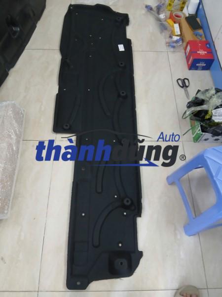 CHẮN BÙN GẦM MÁY PHẢI MERCEDES E250 2011 | A2126800609