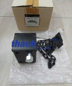 TREO LỐP DỰ PHÒNG MITSUBISHI PAJERO SPORT | 4260A122