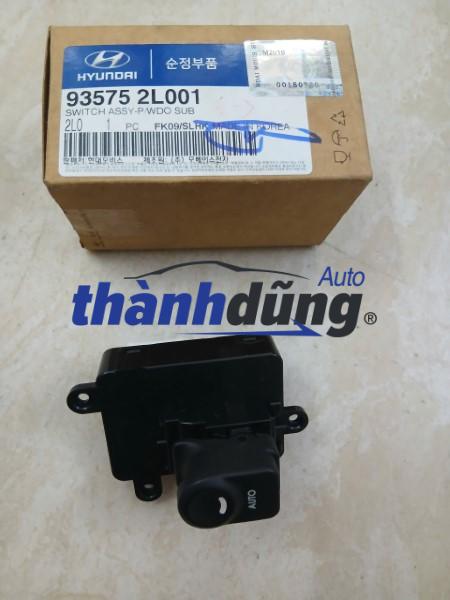 CÔNG TẮC NÂNG KÍNH TRƯỚC HYUNDAI I30 2010 | 956701D000