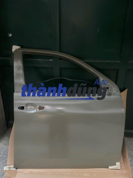 CÁNH CỬA TRƯỚC XE TOYOTA FORTUNER 2010 | 670010K010