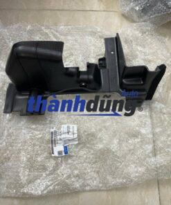 HƯỚNG GIÓ KÉT NƯỚC FORD RANGER 2015 | EB3B8310GC