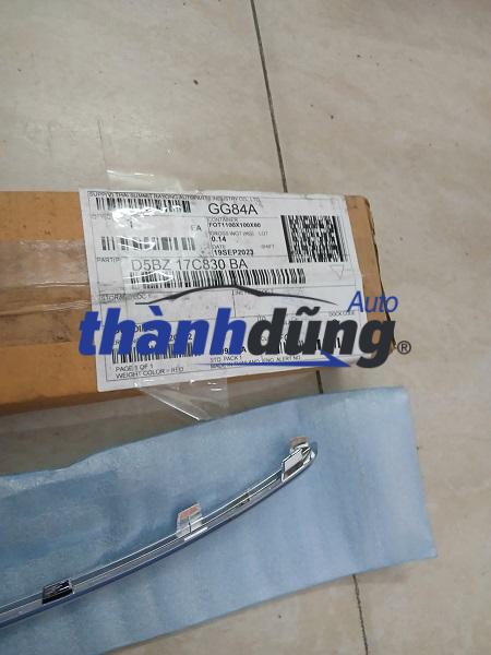 NẸP XI MẠ CẢN SAU XE FORD FIESTA 2013 | D5BZ17C830BA