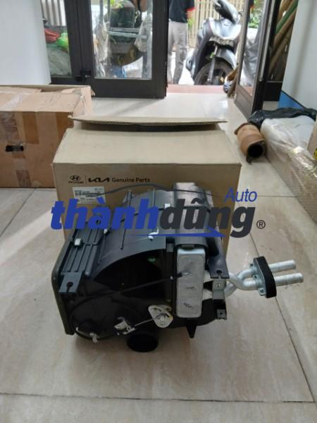 HỘP QUẠT GIÀN LẠNH TÁP LÔ HYUNDAI HD78 | 971505H104