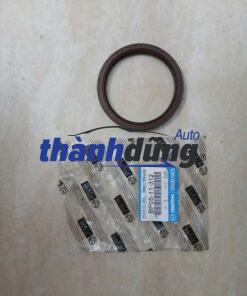 PHỚT ĐUÔI TRỤC CƠ XE MAZDA 323 2002 | BP0511312