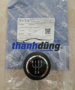 TAY NẮM CẦN SỐ CHEVROLET CRUZE 2009 | 13355562