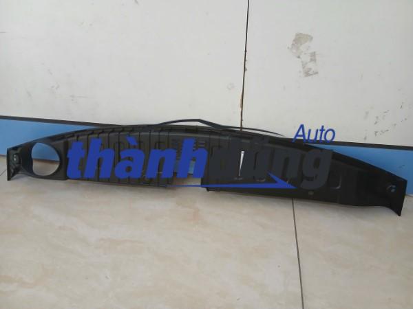 ỐP NHỰA TRÊN KÉT NƯỚC XE KIA SORENTO 2012 | 863502P510