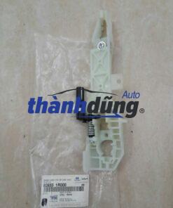 ĐẾ TAY MỞ CỬA XE HYUNDAI ACCENT BLUE | 826551R000