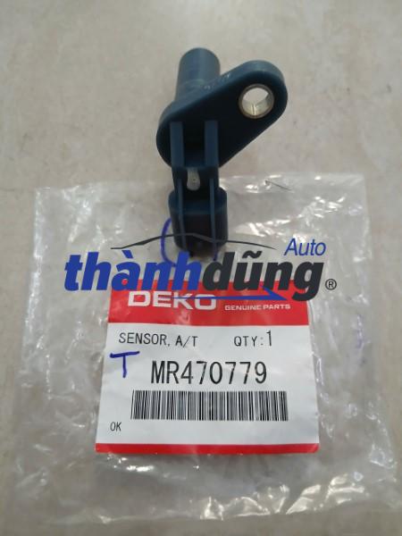 CẢM BIẾN TỐC ĐỘ HỘP SỐ XE MITSUBISHI PAJERO 4G93 | MR470779