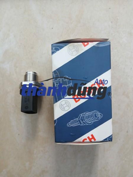 CẢM BIẾN THANH RAIL XE MERCEDES SPRINTER 413 CDI | 0281002942