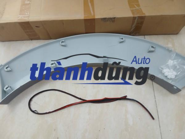 ỐP CUA LỐP MITSUBISHI PAJERO 2010-2019 | 5757A166