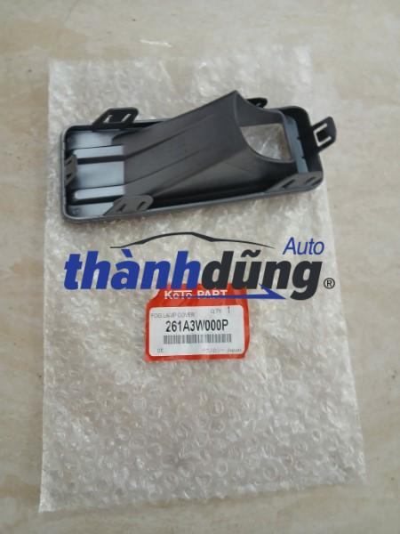 GA LĂNG XE MITSUBISHI CANTER 1993 | MC133354 dùng đa dạng cho những xe sau: Mua Phụ Tùng Ô Tô – Điều Bạn Cần Là Sự Yên Tâm Không phải ai cũng rành về phụ tùng. Và bạn không cần phải lo lắng. Thành Dũng Auto giúp bạn đơn giản hóa mọi thứ – từ chọn sản phẩm đến sử dụng. Chúng tôi luôn đặt trọng tâm vào chất lượng – minh bạch – giá hợp lý, nhằm mang đến trải nghiệm mua hàng an tâm và bền vững cho khách hàng. Thành Dũng Auto – chuyên bơm xăng NAKAMOTO chính hãng, độc quyền phân phối, chính sách bảo hành 12 tháng rõ ràng. Cam kết từ Thành Dũng Sản phẩm chính hãng, nguồn gốc rõ ràng Hàng nhập khẩu, mới 100% Hình ảnh thực tế, thông tin minh bạch Giá cạnh tranh, phù hợp thị trường Hỗ trợ đổi trả trong vòng 7 ngày (khi chưa lắp đặt) Chính sách bảo hành & đổi trả Đổi hoặc hoàn tiền trong vòng 7 ngày kể từ ngày nhận hàng Sản phẩm bảo hành theo tiêu chuẩn, đảm bảo đúng xuất xứ Hỗ trợ kiểm tra và bảo hành khi lắp đặt (Điều kiện áp dụng: sản phẩm còn nguyên trạng, chưa sử dụng, không trầy xước và đầy đủ bao bì.) Kinh nghiệm chọn mua phụ tùng ô tô Để tránh mua phải hàng kém chất lượng, khách hàng nên: Ưu tiên đơn vị có thông tin rõ ràng, minh bạch Kiểm tra hình ảnh thực tế và mã sản phẩm Tránh các sản phẩm giá quá thấp so với thị trường Lựa chọn nơi có chính sách đổi trả cụ thể Thành Dũng Auto luôn đảm bảo mỗi đơn hàng đều có dấu hiệu nhận diện rõ ràng, giúp khách hàng dễ dàng phân biệt với sản phẩm trôi nổi. Lưu ý dành cho khách hàng Chúng tôi khuyến nghị khách hàng lựa chọn sản phẩm từ nguồn phân phối chính thức của Thành Dũng để tránh hàng giả, hàng kém chất lượng. Mỗi đơn hàng chính hãng đều đi kèm ưu đãi hoặc quà tặng – đây cũng là một dấu hiệu giúp nhận diện sản phẩm chính hãng. Trong suốt quá trình hoạt động, Thành Dũng đã phục vụ số lượng lớn khách hàng trên toàn quốc và nhận được sự tin tưởng từ cả khách hàng trong và ngoài nước. Thông tin liên hệ CÔNG TY TNHH XNK TM & DV THÀNH DŨNG Giấy phép kinh doanh: 0109152593 – cấp bởi Sở KH&ĐT Hà Nội Website: https://phutungotodiengiare.vn Email: thanhcablenet@gmail.com Văn phòng miền Bắc: 11B8 Đầm Trấu, P. Hồng Hà, Hà Nội Văn phòng miền Nam: Tòa S1.07 Vinhomes Grand Park, 512 Nguyễn Xiển, P. Long Bình, TP.HCM Hotline / Zalo: 0931 029 029 – 0944 628 333 – 0347 303 303 – 0347 313 313 0705 738 738 – 0792 519 519 – 0896 230 230 – 0565 691 699 (Hình ảnh có bản quyền thuộc Thành Dũng Auto) ỐP ĐÈN SƯƠNG MÙ MITSUBISHI XPANDER 2022 | 261A3W000P