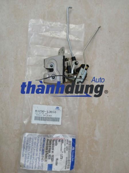 Ổ NGẬM CỐP HẬU HYUNDAI I20 CW 2011 | 812301J010