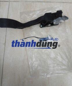 BÀN ĐẠP CHÂN GA XE HYUNDAI LIBERO 2003 | 327004A660