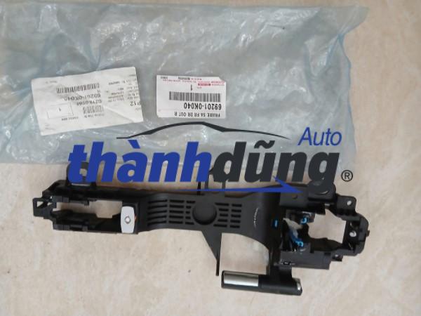 XƯƠNG BẮT TAY MỞ CỬA TOYOTA HILUX 2016 | 692010K040