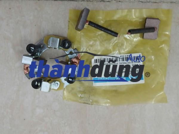 CHỔI (GIÁ) THAN ĐỀ TOYOTA PRADO | 2814054380