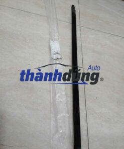 NẸP CHÂN KÍNH MITSUBISHI PAJERO 2009 | MN117612