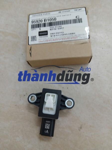 CẢM BIẾN VA CHẠM ĐẦU XE HYUNDAI GENESIS 2014-2018 | 95920B105