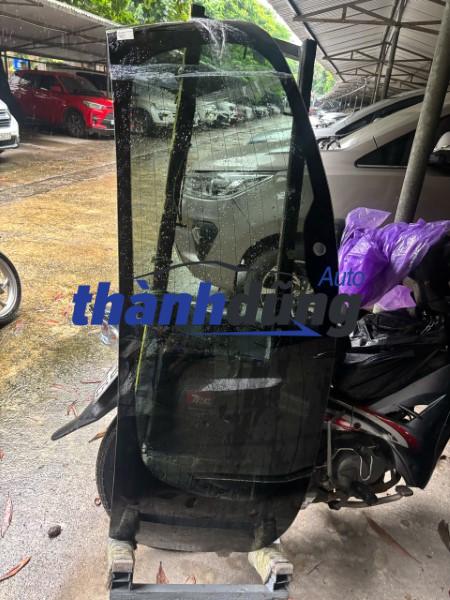 KÍNH CỬA HẬU XE ACURA MDX 2011