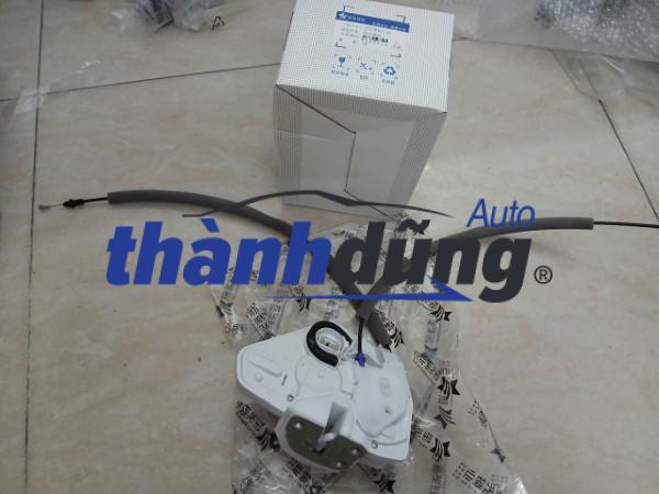 Ổ NGẬM CỬA TRƯỚC LH MAZDA CX5 2022 | KB8M58310