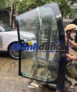 KÍNH CHẮN GIÓ XE RANGE ROVER SPORT L494 2019 | LR106973