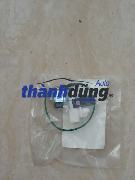 CÔNG TẮC THẮNG TAY HYUNDAI SANTAFE 2015 | 938302B500