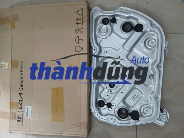 COMPA NÂNG KÍNH XE HYUNDAI GENESIS 2012 | 824812M000