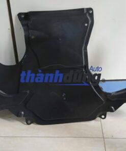 CHẮN BÙN GẦM MÁY MERCEDES C230 2007-2014 | 2045240430