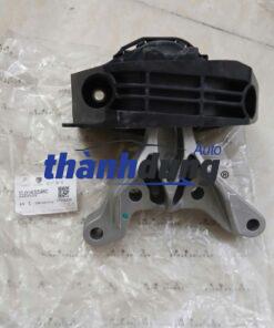 CHÂN MÁY PHẢI XE PEUGEOT 2008 2021 | 9824344480